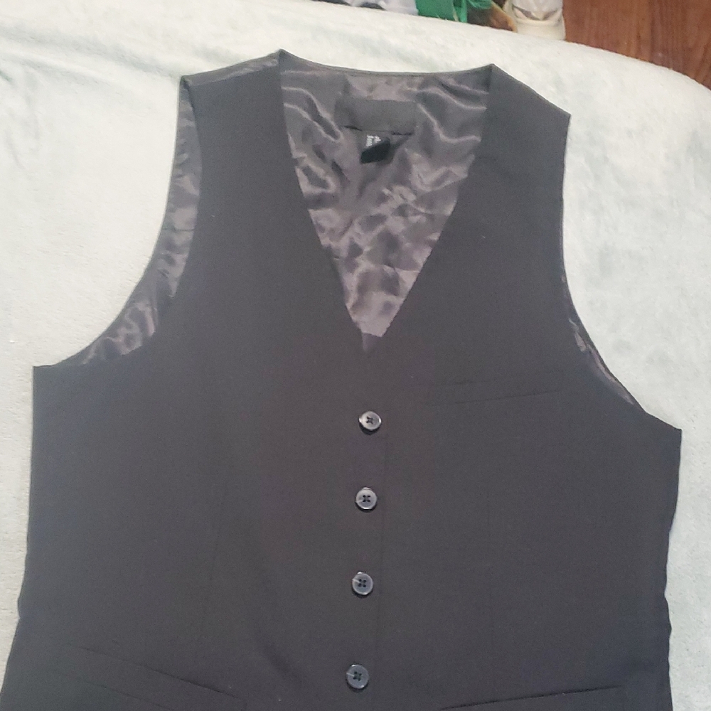 H&M Black Textured Vest
